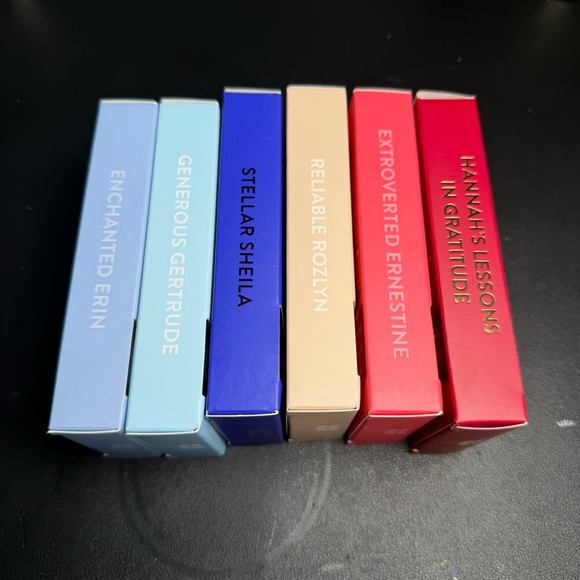 Acrylic Nail Dashes Set - Picture 2 of 2